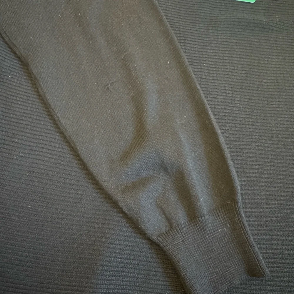 Ella Moss Black V-Neck Sweater